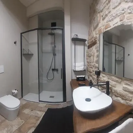 Via Mazzini Home Gubbio Exterior photo