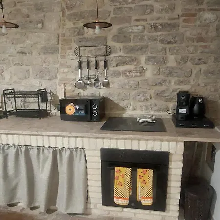 Via Mazzini Home Gubbio Exterior photo
